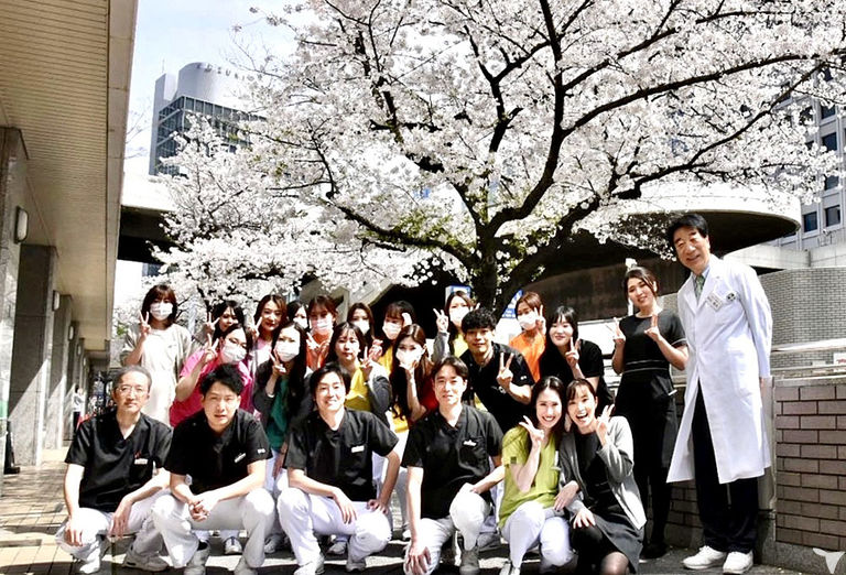 スタッフ集合写真です