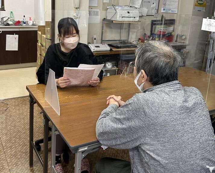 利用者さんとお話をします