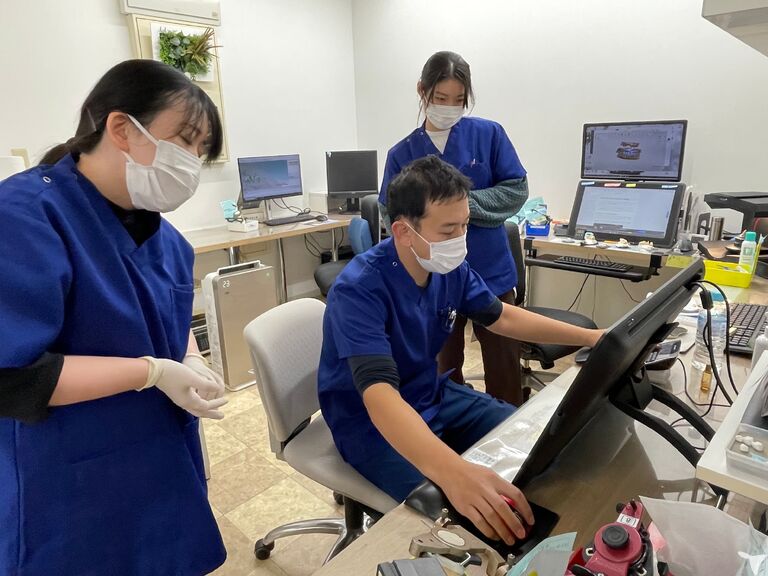 有限会社 パシャデンタルラボラトリーの歯科技工士求人の画像（5枚目）